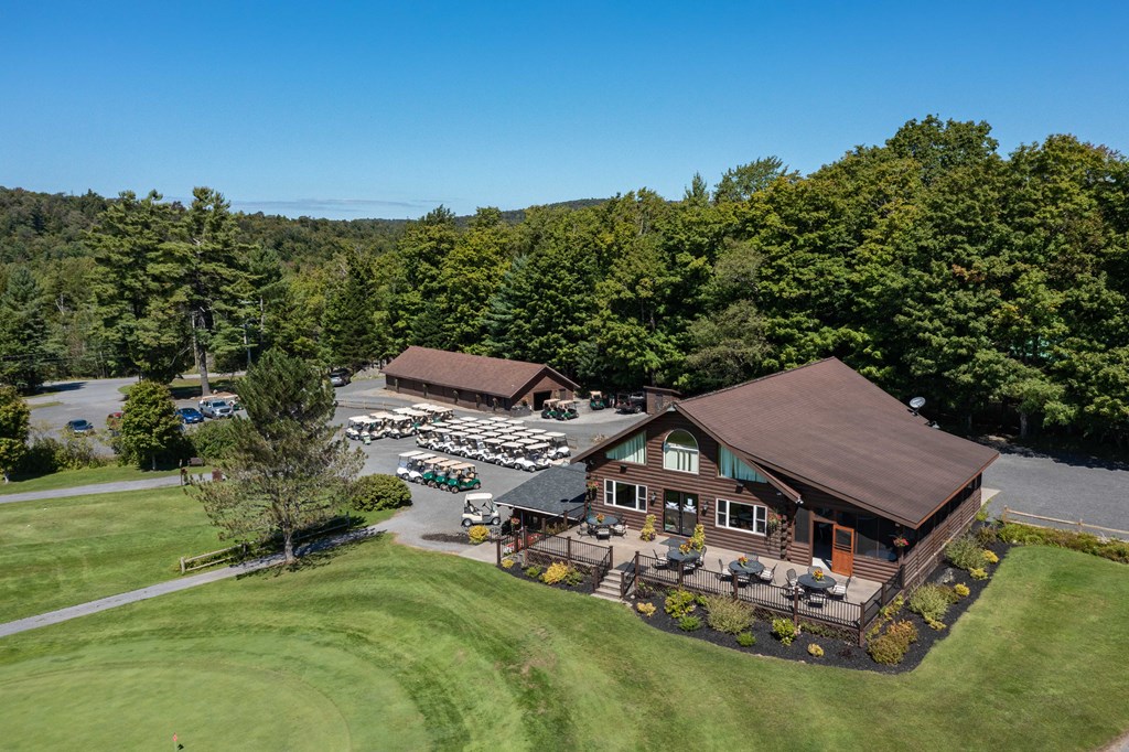Inlet Golf Course Club House